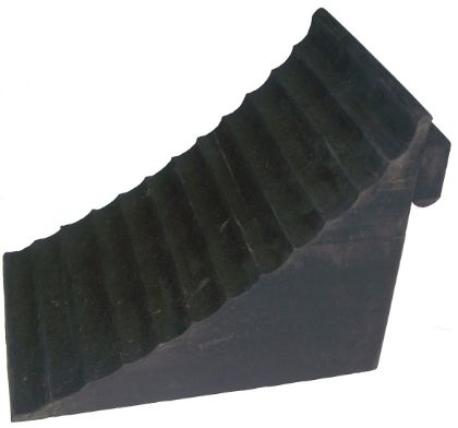 Picture of WHEEL CHOCK L255 X W180 X H210 - WC2556A