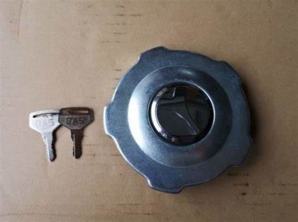 Picture of LOCKABLE 3 PRONG FUEL CAP FYH77 - 18A2808